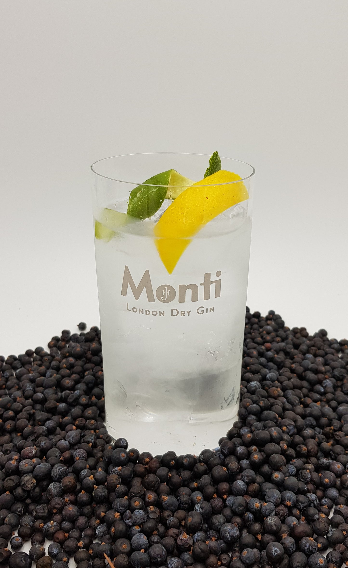 GIN MONTI